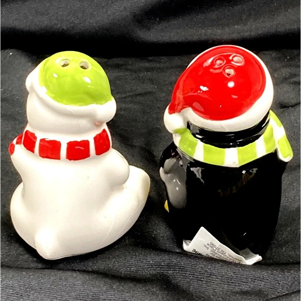 Polar Bear Penguin Salt and Pepper Shakers NEW Ceramic 3 in Christmas Hat Scarf